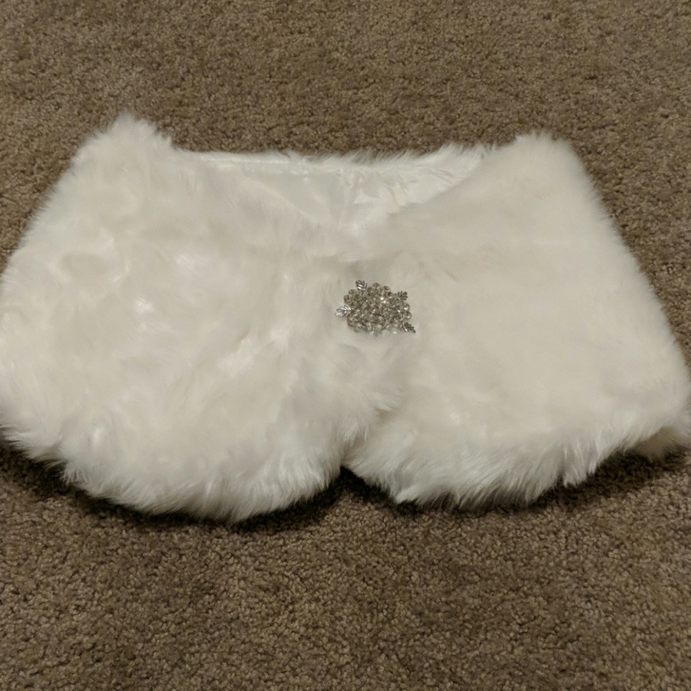Faux Fur wrap with snowflake brooch